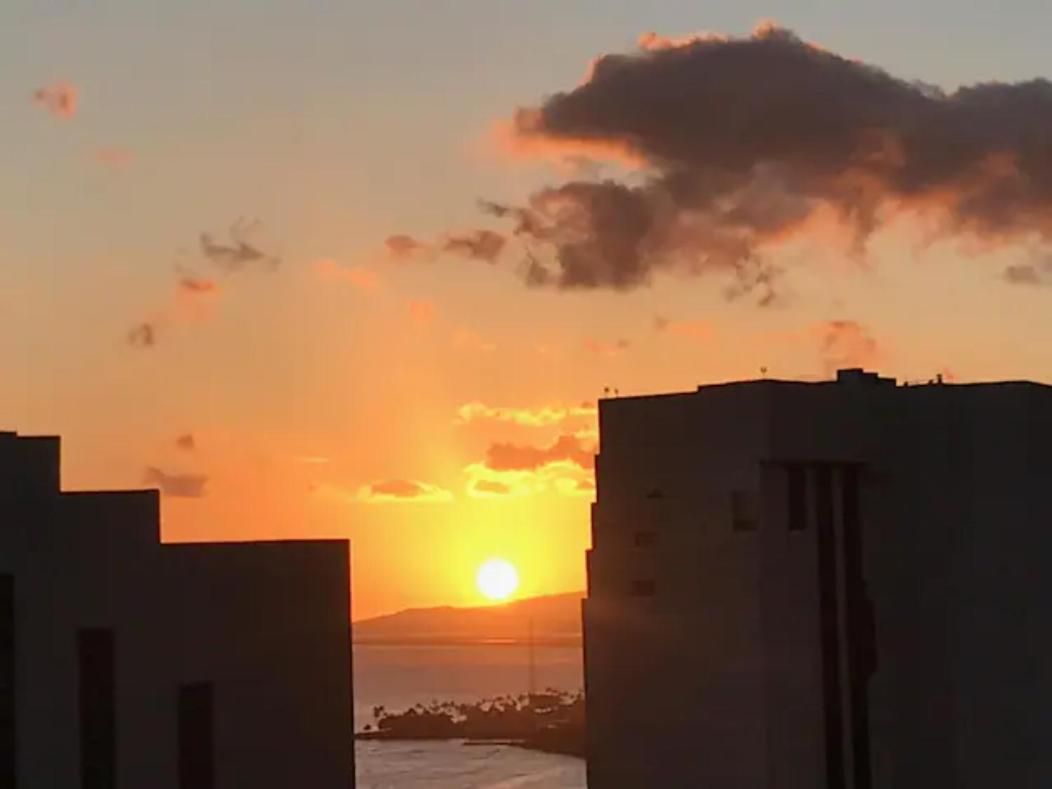 Waikiki Condo High Floor Views Beaches Convention Center Χονολουλού Εξωτερικό φωτογραφία